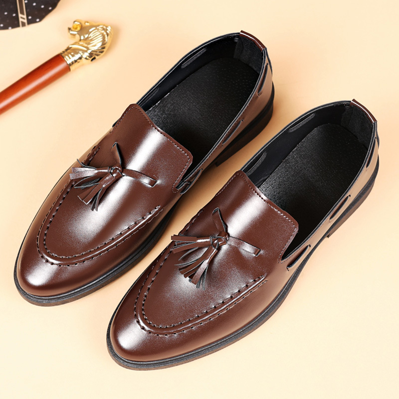 Large-sized Comfortable Men's  - Sneaker Career บทวิจารณ์และราคา