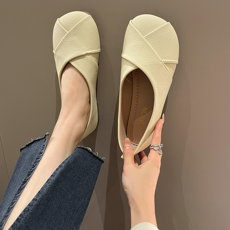 Women Slip-on Leather Loafers  - Sneaker Career บทวิจารณ์และราคา