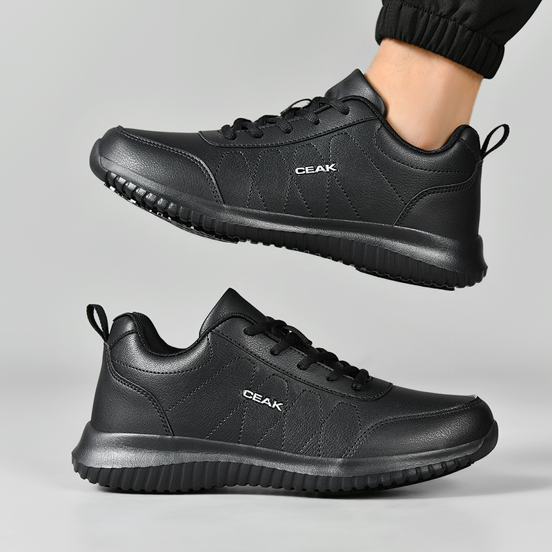 Hotel Chef shoes four seasons  - Sneaker Career บทวิจารณ์และราคา